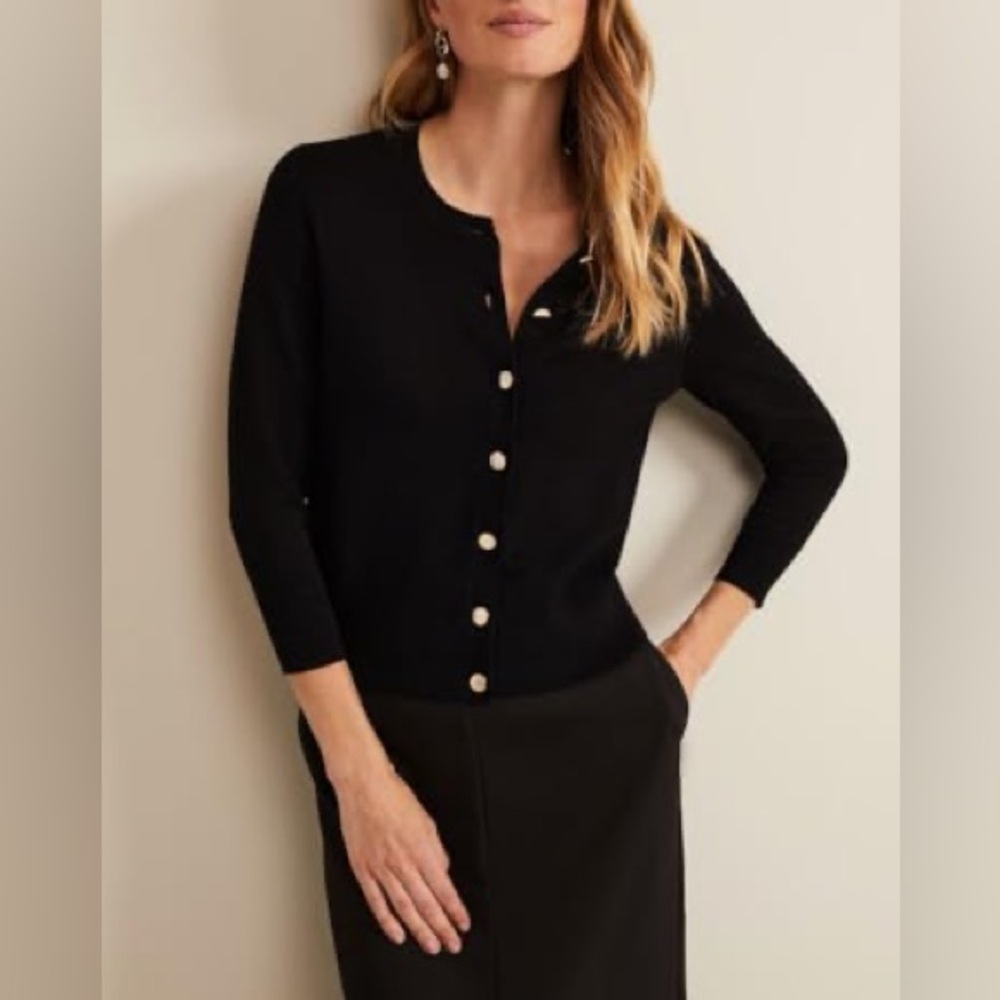 White & Black Cardigan with Round Neckline and Fitted Silhouette Size M